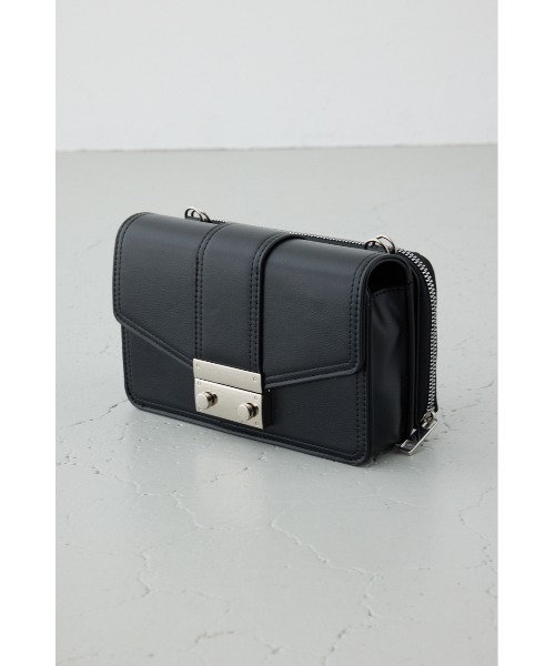AZUL by moussy(アズールバイマウジー)の「フラップデザインウォレットバッグ(ショルダーバッグ・レディース・グレイッシュベージュ/ブラック/アンティークシルバー・FREE)」の15枚目の写真