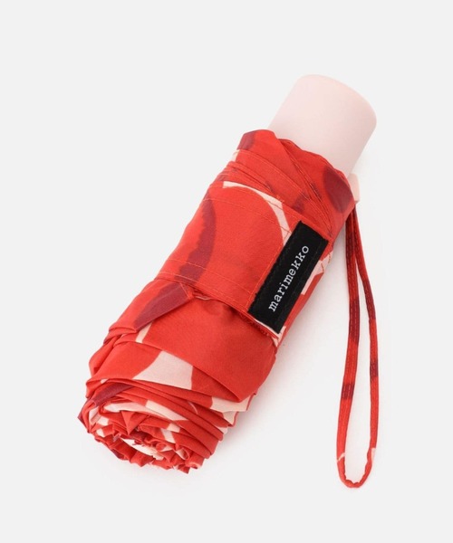marimekko(マリメッコ)の「Unikko / Mini Manual folding umbrella(折りたたみ傘・レディース・レッド/ホワイト・FREE)」の7枚目の写真