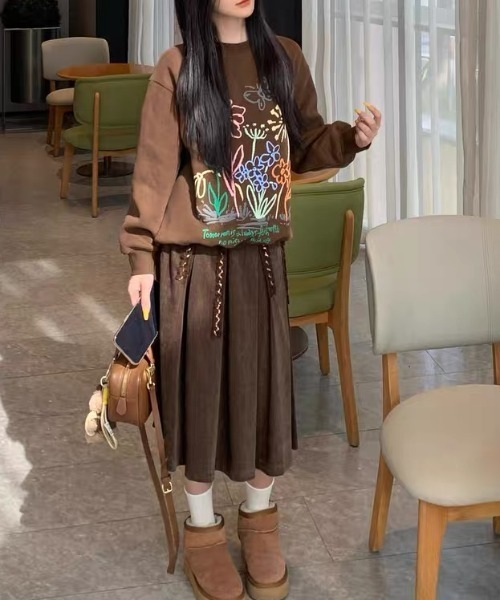 gossip!ロサンゼルス(ゴシップロサンゼルス)の「レトロ風チェーン付きプリーツカジュアル 通勤ミディスカート(スカート・レディース・ブラウン・S)」の15枚目の写真
