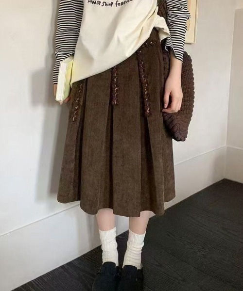 gossip!ロサンゼルス(ゴシップロサンゼルス)の「レトロ風チェーン付きプリーツカジュアル 通勤ミディスカート(スカート・レディース・ブラウン・S)」の7枚目の写真