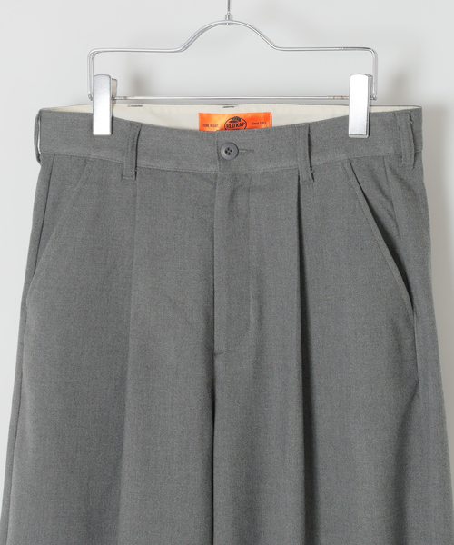 RED KAP(レッドキャップ)の「RED KAP別注 TR バレルレッグワイドスラックス(スラックス・メンズ・オリーブ/グレー/ネイビー・LARGE/MEDIUM)」の17枚目の写真