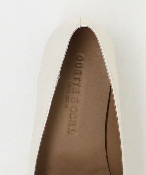 ODETTE E ODILE（オデットエオディール）の「メタルロッドローファー フラット10↑（ローファー・レディース・オフホワイト・22.5cm/24.5cm/24cm/25cm/23cm/23.5cm/22cm）」の7枚目の写真