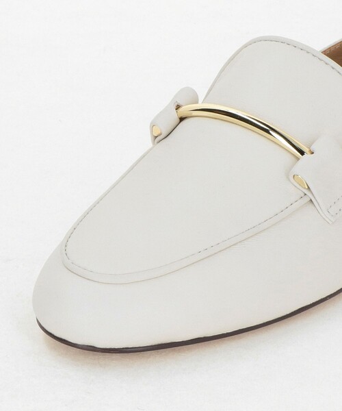 ODETTE E ODILE（オデットエオディール）の「メタルロッドローファー フラット10↑（ローファー・レディース・オフホワイト・22.5cm/24.5cm/24cm/25cm/23cm/23.5cm/22cm）」の8枚目の写真
