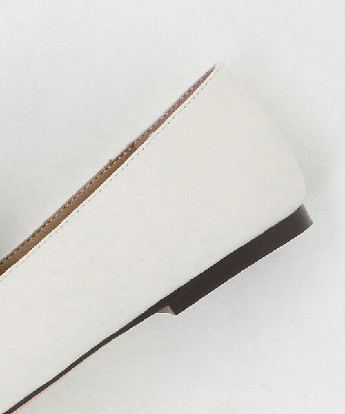 ODETTE E ODILE（オデットエオディール）の「メタルロッドローファー フラット10↑（ローファー・レディース・オフホワイト・22.5cm/24.5cm/24cm/25cm/23cm/23.5cm/22cm）」の9枚目の写真