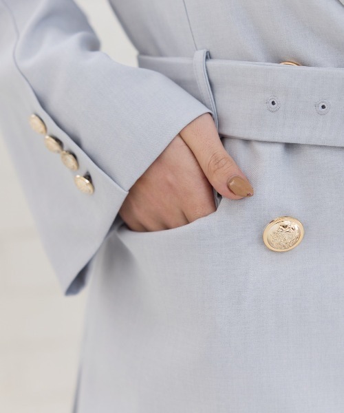 REDYAZEL（レディアゼル）の「【セットアップ可能】ベルテッドダブルジャケット（テーラードジャケット・レディース・ピンク/グレー・FREE）」の4枚目の写真