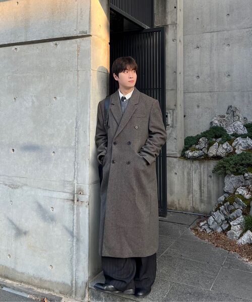 LMOOD(エルムード)の「グレーウェイル ダブルコート カーキ(チェスターコート・メンズ・カーキ・FREE)」の20枚目の写真