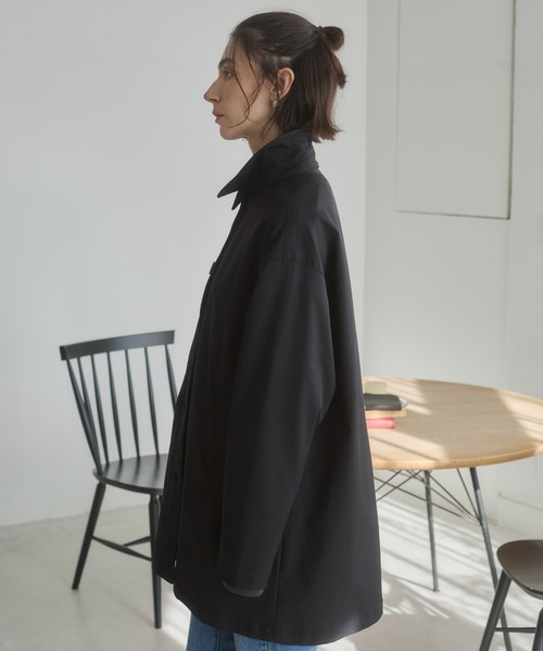 ANGIE（アンジー）の「スカーフ付きミドル丈ステンカラーコート（ステンカラーコート・レディース・アイボリー/ブラック/ライトベージュ・FREE）」の9枚目の写真