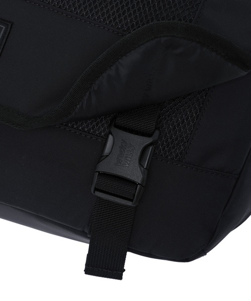 Wacky WiLLy（ワッキーウィリー）の「[26SS] FLIGHT V2 MESSENGER BAG（メッセンジャーバッグ・メンズ・ブラック/アイボリー・FREE）」の9枚目の写真