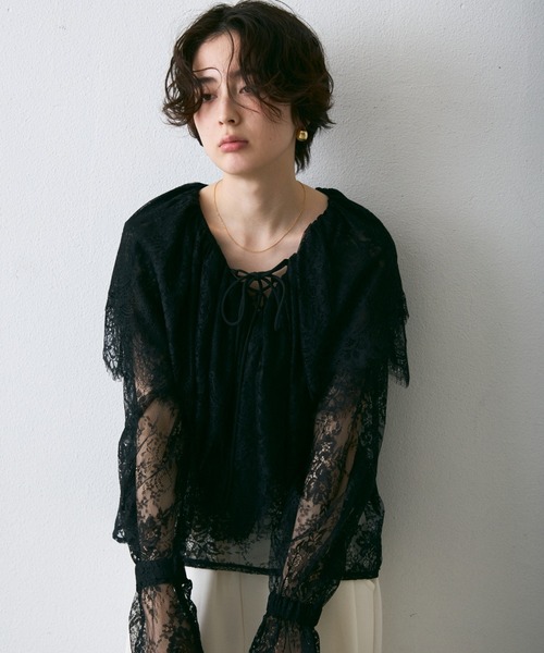 Trish(トリッシュ)の「レースフリルブラウス(シャツ/ブラウス・レディース・ブラック/ホワイト・MEDIUM)」の8枚目の写真