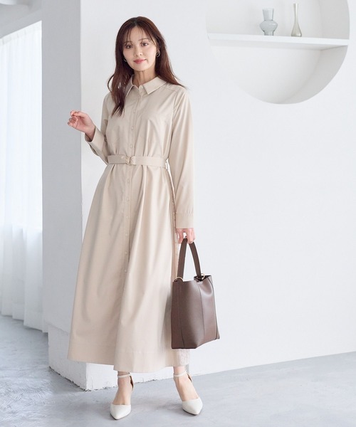 Andemiu(アンデミュウ)の「バックレースシャツワンピース644046(シャツワンピース・レディース・ブルー/ベージュ/ネイビー・FREE)」の4枚目の写真