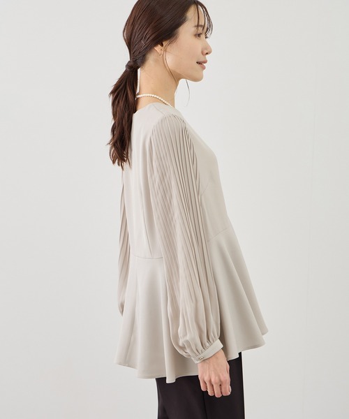 ROPE' PICNIC(ロペピクニック)の「袖プリーツフレアブラウス(シャツ/ブラウス・レディース・ホワイト/ネイビー/グレー系その他・S/M)」の5枚目の写真