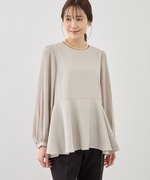 ROPE' PICNIC(ロペピクニック)の「袖プリーツフレアブラウス(シャツ/ブラウス・レディース・ホワイト/ネイビー/グレー系その他・S/M)」の7枚目の写真