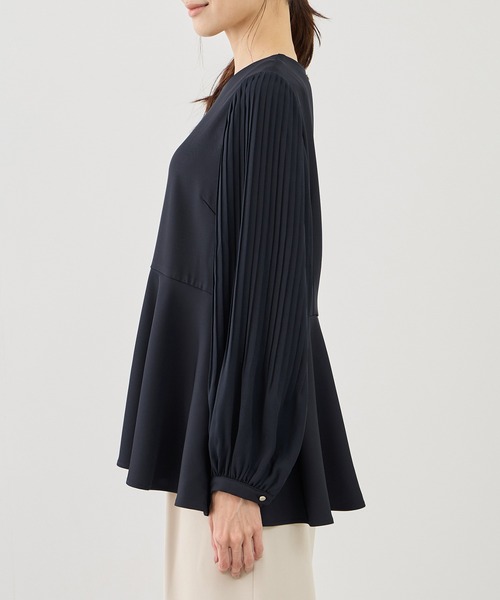 ROPE' PICNIC(ロペピクニック)の「袖プリーツフレアブラウス(シャツ/ブラウス・レディース・ホワイト/ネイビー/グレー系その他・S/M)」の13枚目の写真