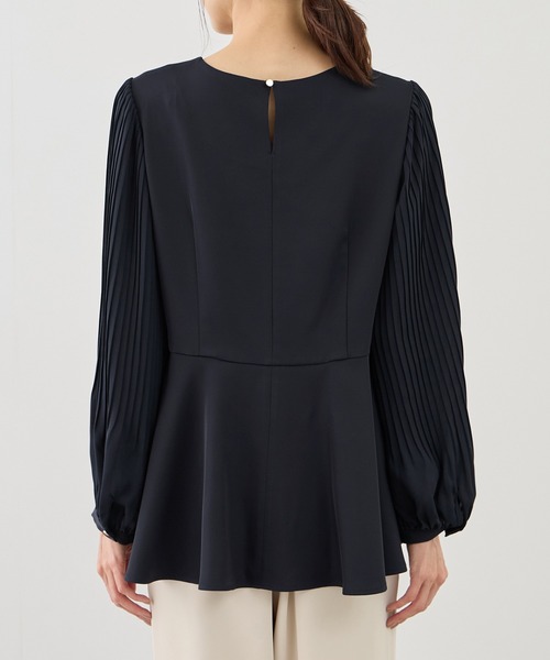 ROPE' PICNIC(ロペピクニック)の「袖プリーツフレアブラウス(シャツ/ブラウス・レディース・ホワイト/ネイビー/グレー系その他・S/M)」の12枚目の写真