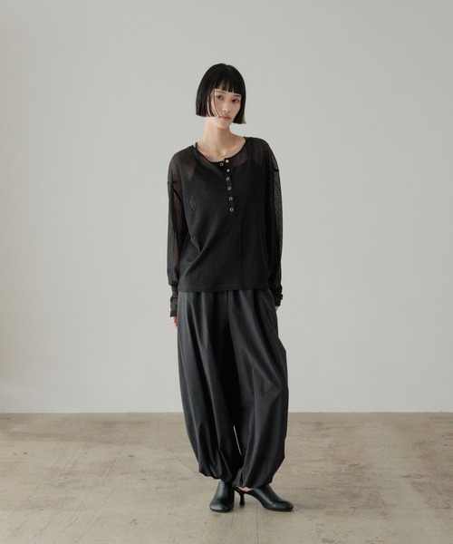 LOWRYS FARM（ローリーズファーム）の「ナイロンバルーンパンツ 639548（その他パンツ・レディース・ベージュ/ブラック/カーキ・FREE）」の4枚目の写真