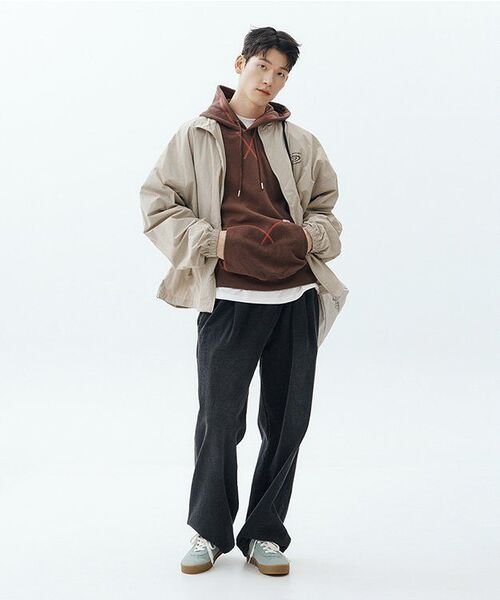 IDWS(アイドンワナセル)の「Swift Symbol Track Jacket Beige(ナイロンジャケット・レディース・その他・1/2)」の2枚目の写真