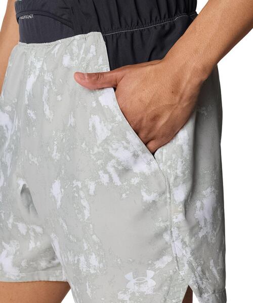 UNDER ARMOUR（アンダーアーマー）の「UAウーブン マルチ ポケット プリント ショーツ（トレーニング/メンズ）（その他パンツ・メンズ・グレー系その他・L/2XL/XL/M/S）」の4枚目の写真