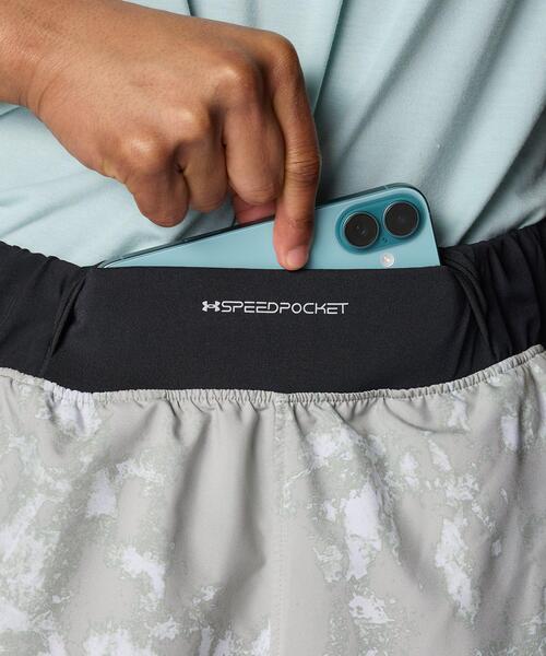 UNDER ARMOUR（アンダーアーマー）の「UAウーブン マルチ ポケット プリント ショーツ（トレーニング/メンズ）（その他パンツ・メンズ・グレー系その他・L/2XL/XL/M/S）」の5枚目の写真
