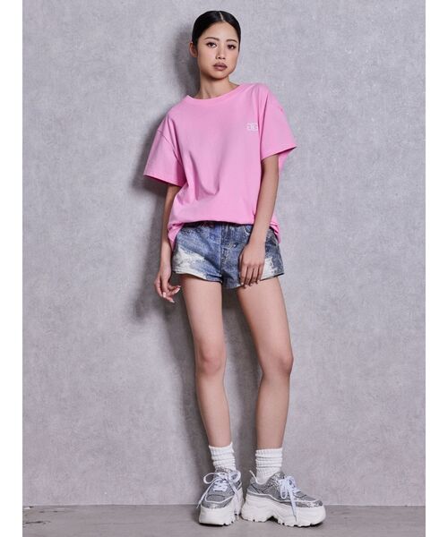 GYDA(ジェイダ)の「ジャストウエストGYDA bijou sublimation printingデニムショートパンツ(デニムパンツ・レディース・ライトブルー/ブルー・MEDIUM/SMALL/X-SMALL)」の18枚目の写真