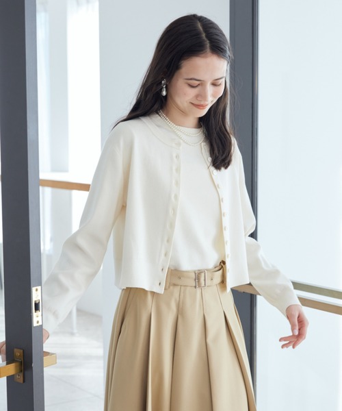 Mila Owen（ミラオーウェン）の「シェル釦デザインクロップドニットカーディガン（カーディガン/ボレロ・レディース・レッド/マルチ/ブラック/アイボリー・1/0）」の20枚目の写真