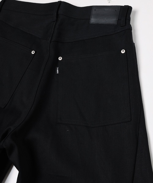 Jieda（ジエダ）の「DRAPING DENIM PANTS（デニムパンツ・メンズ・インディゴブルー/ブラック・2/1）」の15枚目の写真