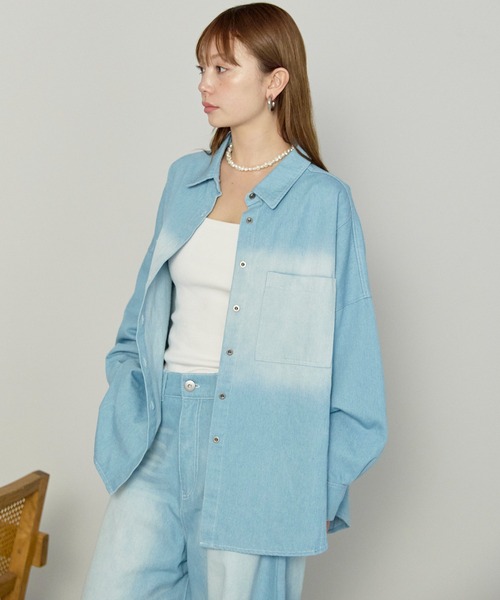 enhaut（アンオート）の「ヴィンテージ加工 デニム オーバー シャツ（シャツ/ブラウス・レディース・ライトブルー/インディゴブルー・FREE）」の4枚目の写真