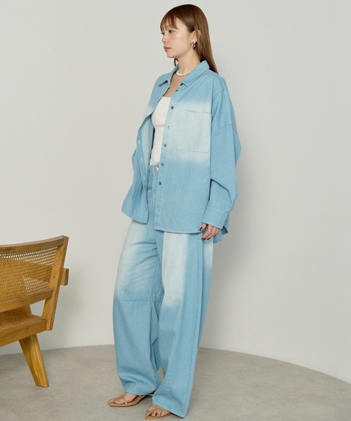 enhaut（アンオート）の「ヴィンテージ加工 デニム オーバー シャツ（シャツ/ブラウス・レディース・ライトブルー/インディゴブルー・FREE）」の14枚目の写真