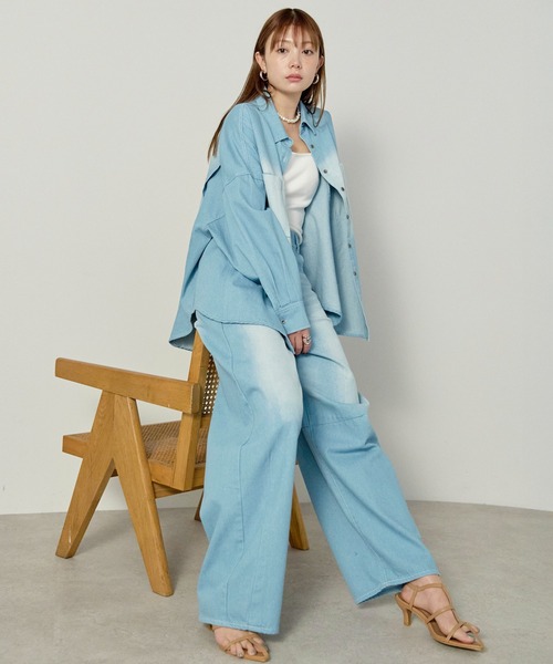 enhaut（アンオート）の「ヴィンテージ加工 デニム オーバー シャツ（シャツ/ブラウス・レディース・ライトブルー/インディゴブルー・FREE）」の17枚目の写真