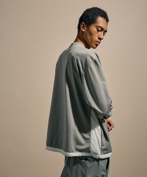 NUMERALS（ヌメラルズ）の「[NUMERALS]MOLDED JERSEY PULLOVER（Tシャツ/カットソー・メンズ・ブラック/グレー・LARGE/MEDIUM）」の8枚目の写真