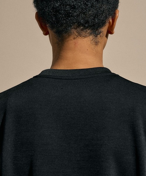 NUMERALS（ヌメラルズ）の「[NUMERALS]MOLDED JERSEY PULLOVER（Tシャツ/カットソー・メンズ・ブラック/グレー・LARGE/MEDIUM）」の20枚目の写真