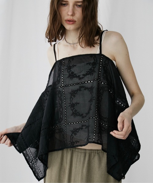 LOSCa(ロスカ)の「パッチワーク刺繍レースキャミ(その他トップス・レディース・ホワイト/ブラック・FREE)」の1枚目の写真