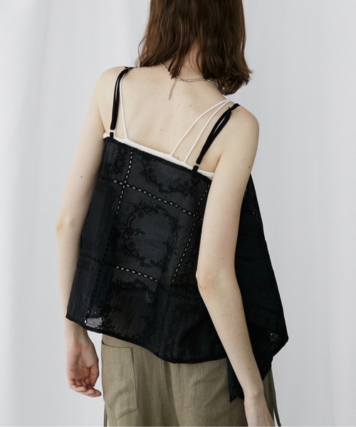 LOSCa(ロスカ)の「パッチワーク刺繍レースキャミ(その他トップス・レディース・ホワイト/ブラック・FREE)」の7枚目の写真