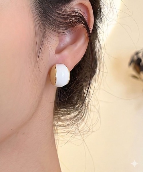 yu-ka(ユーカ)の「YU-KA:ソフトカラー オーバルピアス soft color oval pierce(ピアス(両耳用)・レディース・ピンク/グリーン/ホワイト/ゴールド・FREE)」の1枚目の写真