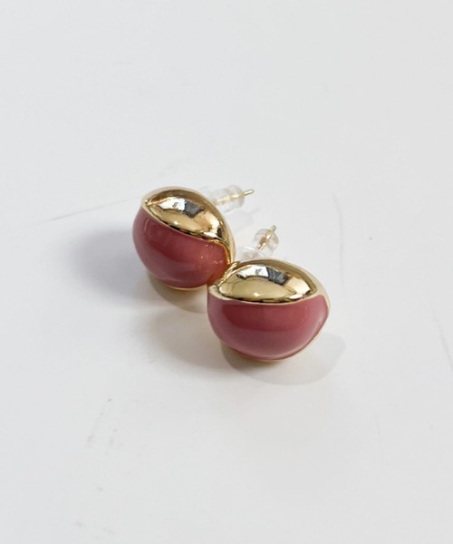 yu-ka(ユーカ)の「YU-KA:ソフトカラー オーバルピアス soft color oval pierce(ピアス(両耳用)・レディース・ピンク/グリーン/ホワイト/ゴールド・FREE)」の3枚目の写真