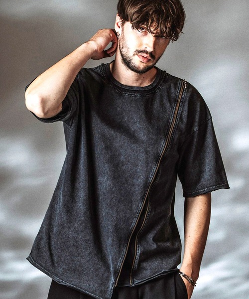 NO ID.（ノーアイディ）の「【NO ID.】Layered ZIP BIG T-shirt / レイヤードジップビッグTシャツ（Tシャツ/カットソー・メンズ・ホワイト/ブラック/グレー・ONE SIZE）」の3枚目の写真