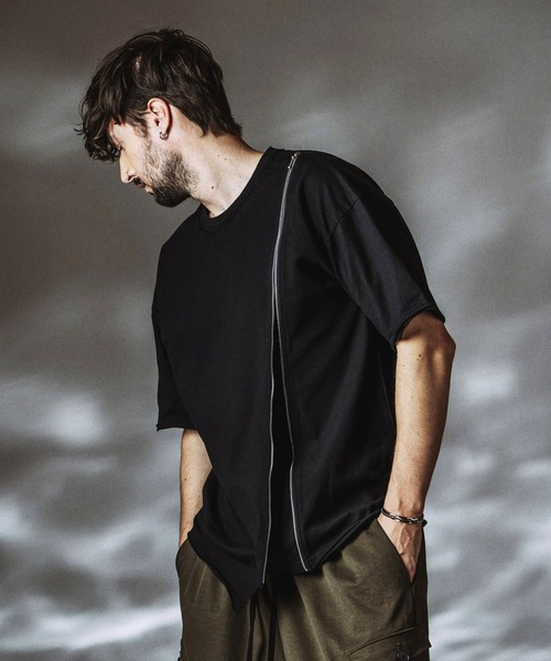 NO ID.（ノーアイディ）の「【NO ID.】Layered ZIP BIG T-shirt / レイヤードジップビッグTシャツ（Tシャツ/カットソー・メンズ・ホワイト/ブラック/グレー・ONE SIZE）」の9枚目の写真