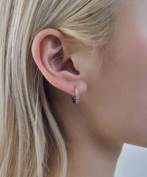 【金属アレルギー軽減】ビジュー × ウェービー ライン フープ ワンタッチ ステンレス ピアス