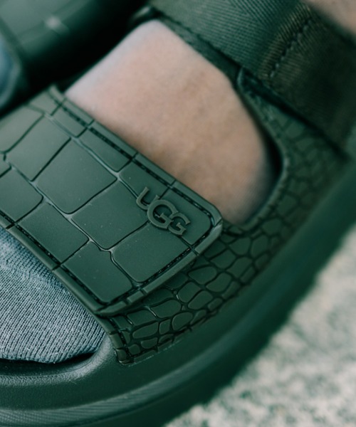 UGG（アグ）の「W GOLDENGLOW EMBOSSED　1175311-ART（サンダル・レディース・ブルー・5/6/7/8/9）」の16枚目の写真