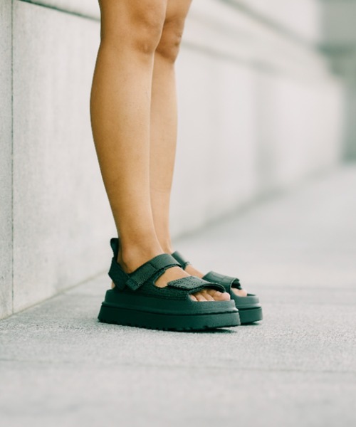 UGG（アグ）の「W GOLDENGLOW EMBOSSED　1175311-ART（サンダル・レディース・ブルー・5/6/7/8/9）」の17枚目の写真