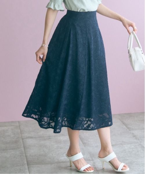 marun(マルン)の「<大きいサイズ>フラワーシアーカットジャガードスカート marun(スカート・レディース・ミント/ネイビー・LL/L/5L/4L/3L)」の8枚目の写真
