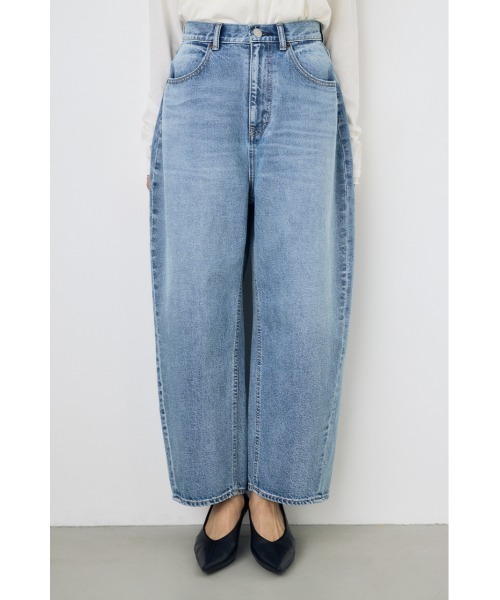 AZUL by moussy(アズールバイマウジー)の「【サイズ,身長別画像あり】AZUL DENIM ワイドカーブデニム(デニムパンツ・レディース・ブルー・24inch/25inch/26inch)」の2枚目の写真