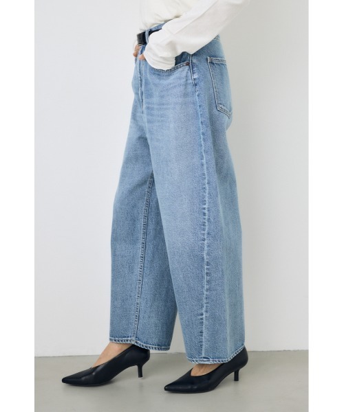AZUL by moussy(アズールバイマウジー)の「【サイズ,身長別画像あり】AZUL DENIM ワイドカーブデニム(デニムパンツ・レディース・ブルー・24inch/25inch/26inch)」の3枚目の写真