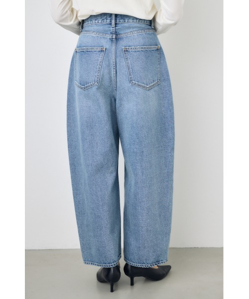 AZUL by moussy(アズールバイマウジー)の「【サイズ,身長別画像あり】AZUL DENIM ワイドカーブデニム(デニムパンツ・レディース・ブルー・24inch/25inch/26inch)」の5枚目の写真