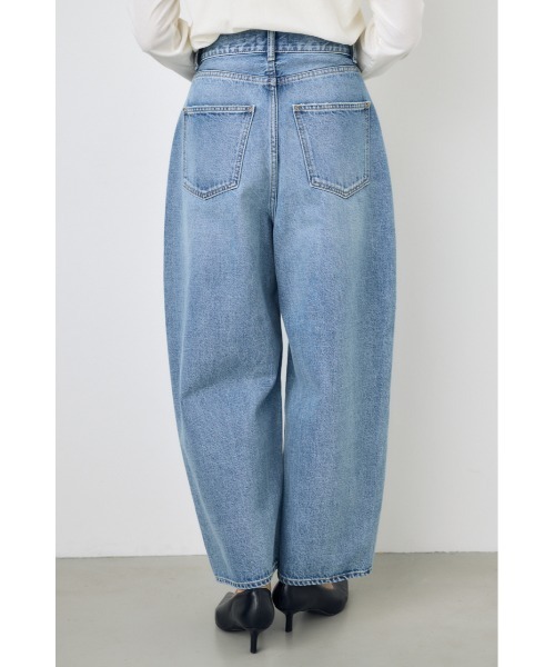 AZUL by moussy(アズールバイマウジー)の「【サイズ,身長別画像あり】AZUL DENIM ワイドカーブデニム(デニムパンツ・レディース・ブルー・24inch/25inch/26inch)」の6枚目の写真