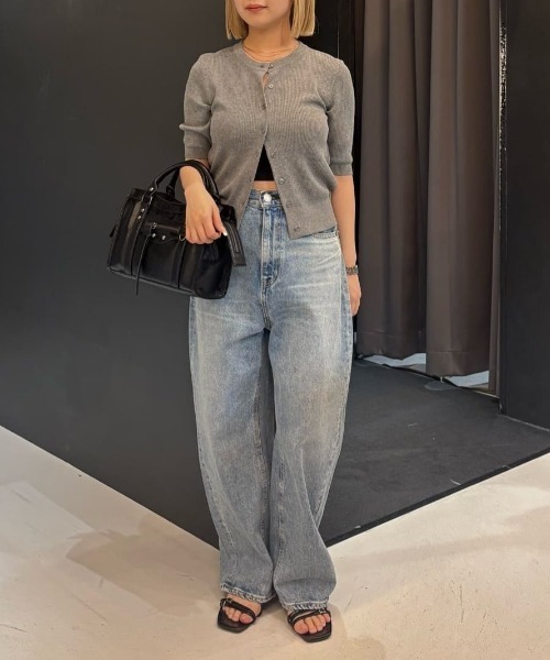 AZUL by moussy(アズールバイマウジー)の「【サイズ,身長別画像あり】AZUL DENIM ワイドカーブデニム(デニムパンツ・レディース・ブルー・24inch/25inch/26inch)」の17枚目の写真
