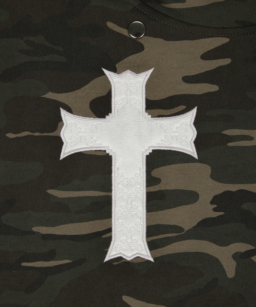 LUVISTRUE(ラヴイズトゥルー)の「GT OVER FIT UNBALANCE HOOD ZIP UP(CAMO)(パーカー・レディース・その他・FREE)」の4枚目の写真
