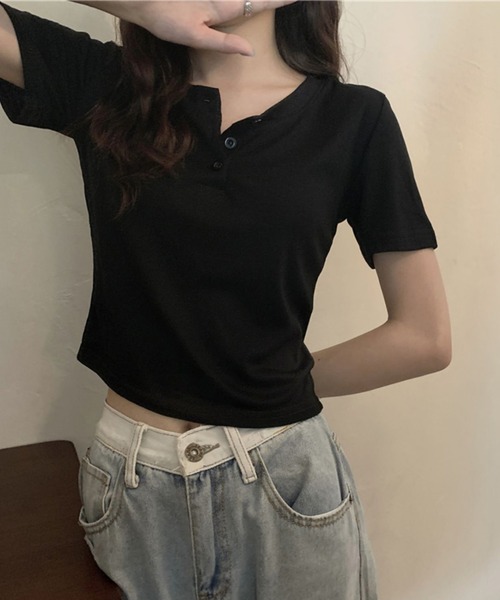 shyam inspiration（シャムインスピレーション）の「2026年新作/ヘンリーネックシンプルTシャツ/クロップド/ベーシックカラー/半袖（Tシャツ/カットソー・レディース・ホワイト/ブラック/グレー・M/L）」の6枚目の写真