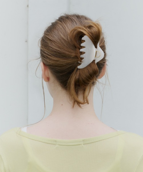 GIUNON(ジウノン)の「pastel triangle vance clip / パステルトライアングルバンスクリップ(バレッタ/ヘアクリップ・レディース・ミント/ピンク/ブルー/アイボリー・FREE)」の21枚目の写真