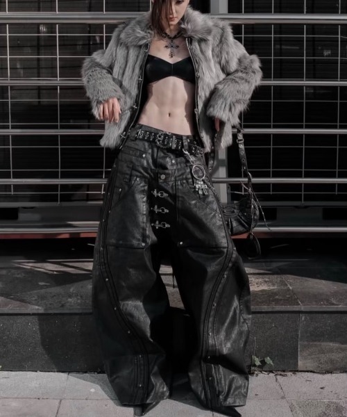 RICH(リッチ)の「【RICH】Mock Double Waist Wide Leg Pants / 【リッチ】モックダブルウエストワイドデニムパンツ<着用動画あり>(デニムパンツ・メンズ・ブラック・02/01)」の16枚目の写真