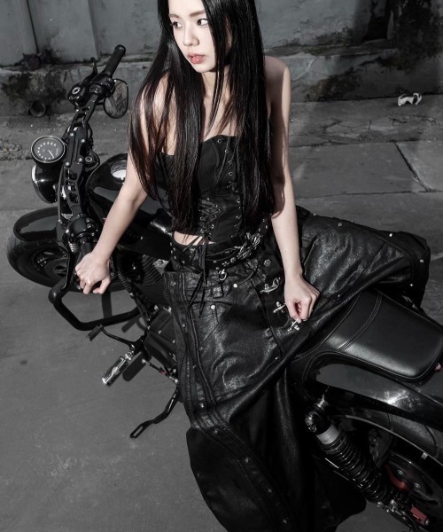 RICH(リッチ)の「【RICH】Mock Double Waist Wide Leg Pants / 【リッチ】モックダブルウエストワイドデニムパンツ<着用動画あり>(デニムパンツ・メンズ・ブラック・02/01)」の11枚目の写真